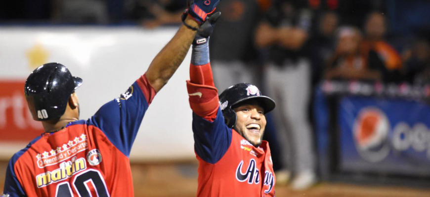 Prensa Tigres de Aragua - José Ramón González 