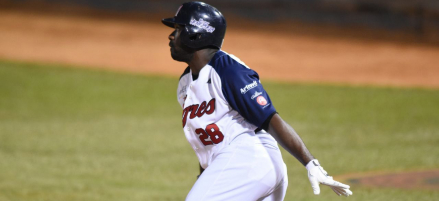 Prensa Tigres de Aragua - José Ramón González 