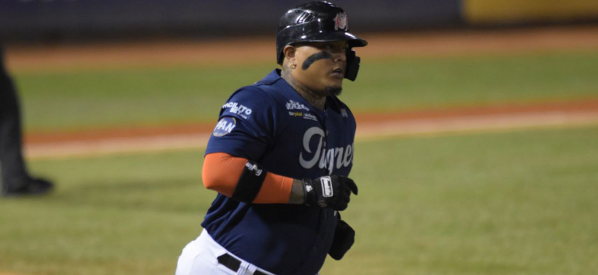 Prensa Tigres de Aragua - José Ramón González