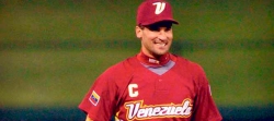 Vizquel baraja varios nombres para su staff de coaches