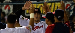 Tigres logra victoria 20 a expensas de los Tiburones