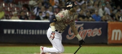 Alex Romero sigue haciendo historia con Tigres