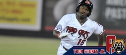 Troy Stokes Jr. completa la importación bengalí
