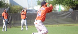 Ronald Torreyes un prospecto fuera del radar
