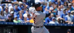 Cabrera cada vez más cerca de Galarraga (+VIDEO)