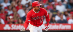 Eduardo Escobar llegó a 13 juegos multihit en la temporada